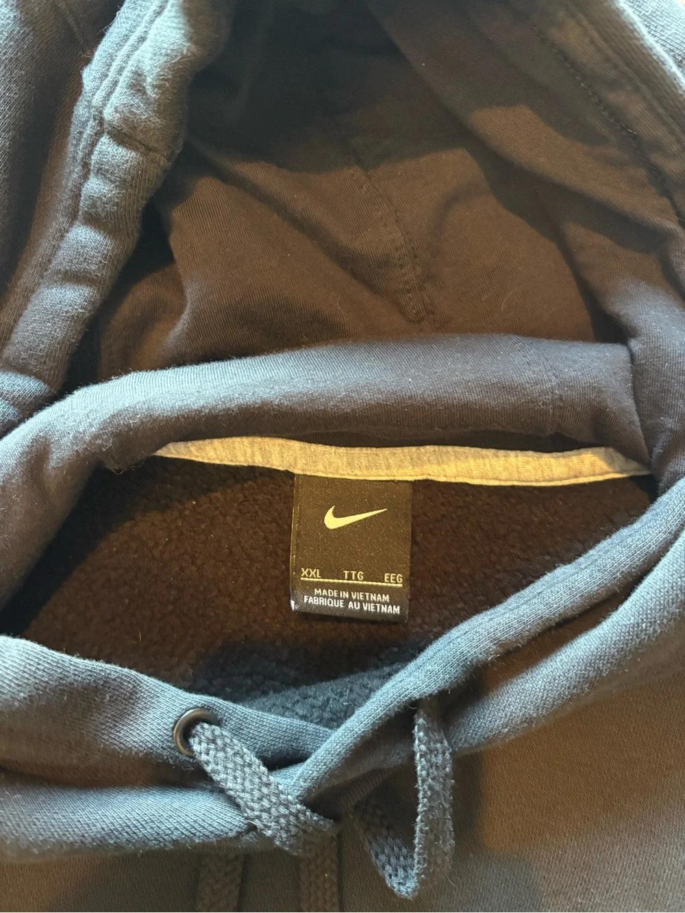 Black Nike Hoodie with RIGHT chest Swoosh logo - XXL